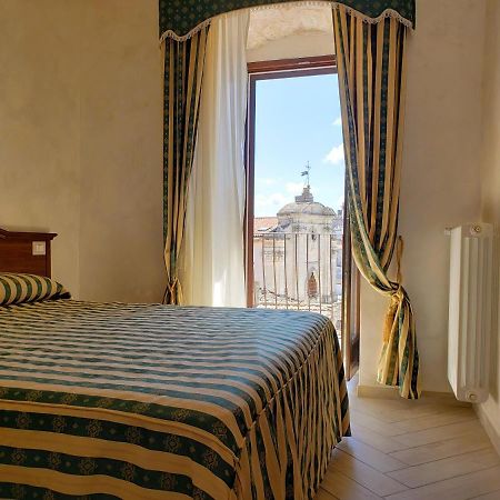 Monte SantʼAngelo Rooms Dimora Arco - Affitti Brevi Italia מראה חיצוני תמונה