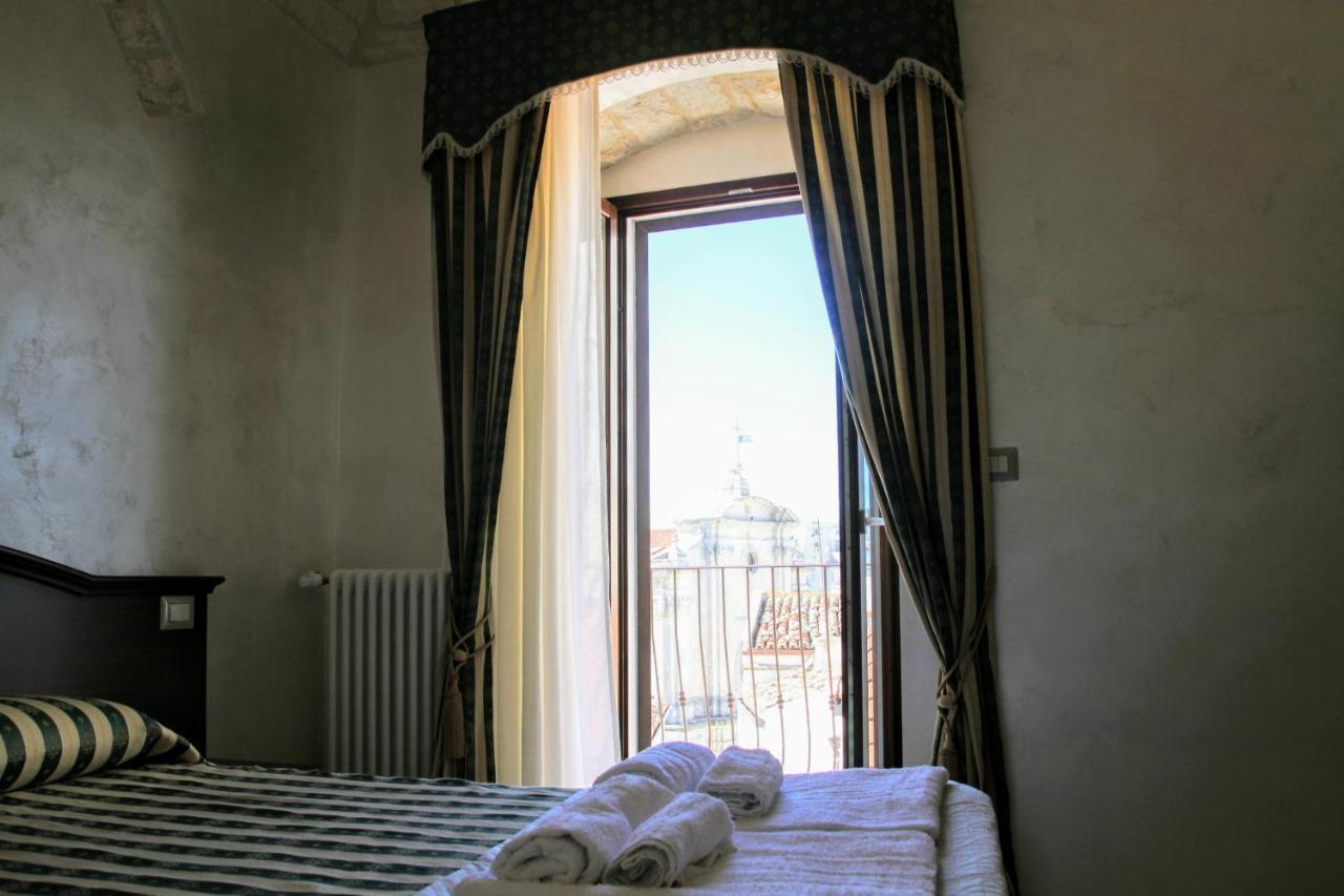 Monte SantʼAngelo Rooms Dimora Arco - Affitti Brevi Italia מראה חיצוני תמונה