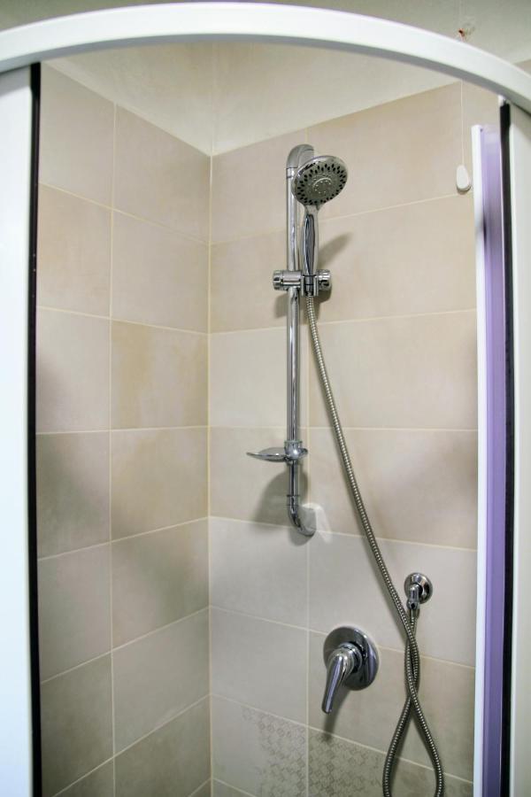 Monte SantʼAngelo Rooms Dimora Arco - Affitti Brevi Italia מראה חיצוני תמונה