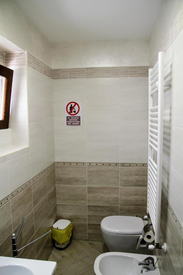 Monte SantʼAngelo Rooms Dimora Arco - Affitti Brevi Italia מראה חיצוני תמונה