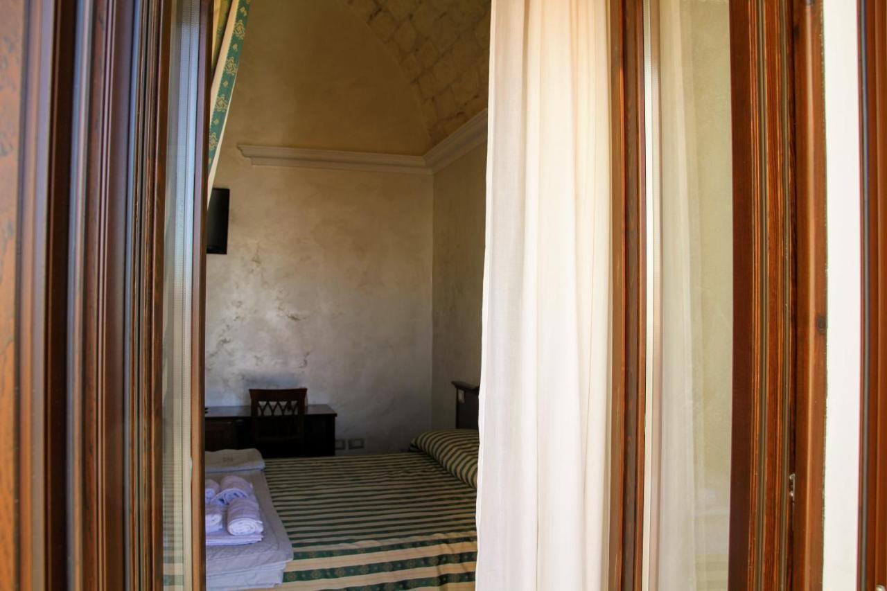 Monte SantʼAngelo Rooms Dimora Arco - Affitti Brevi Italia מראה חיצוני תמונה