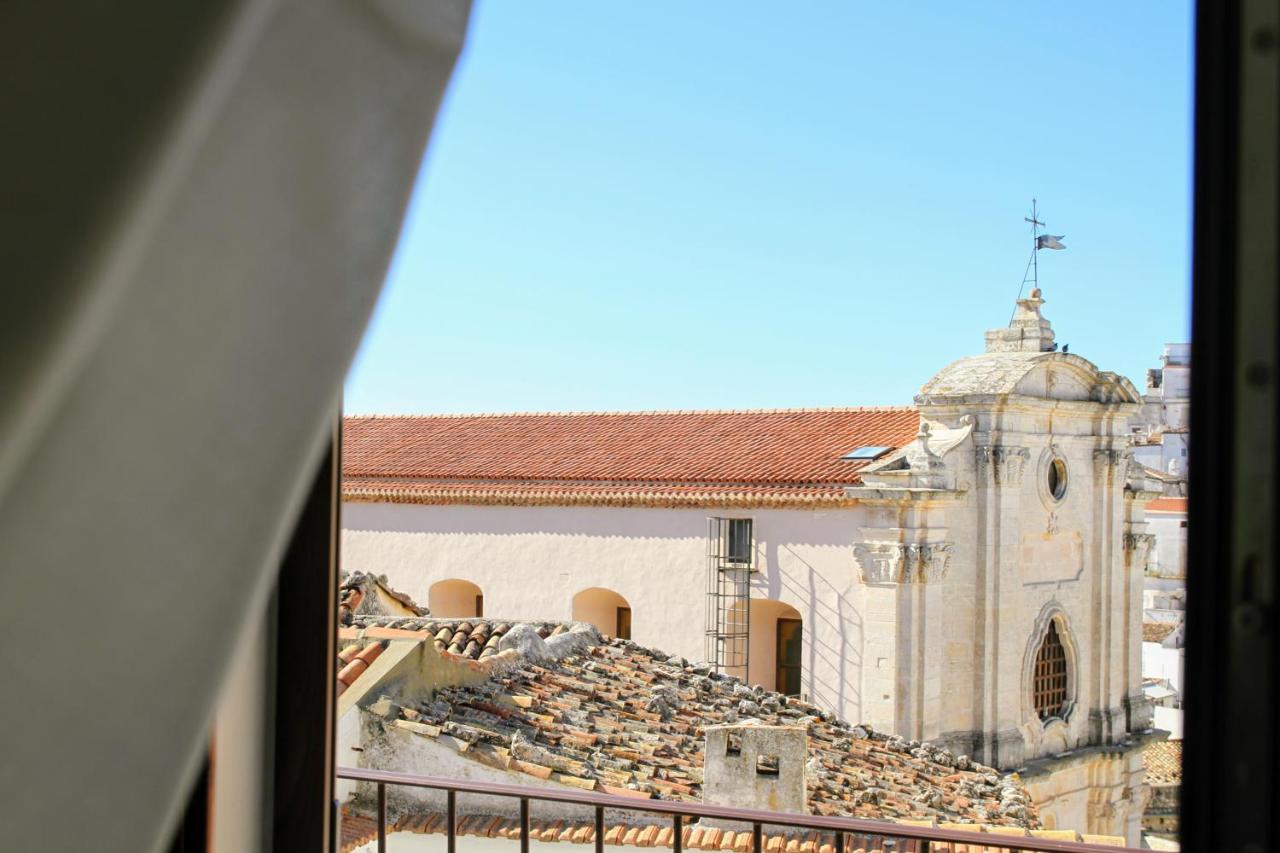 Monte SantʼAngelo Rooms Dimora Arco - Affitti Brevi Italia מראה חיצוני תמונה
